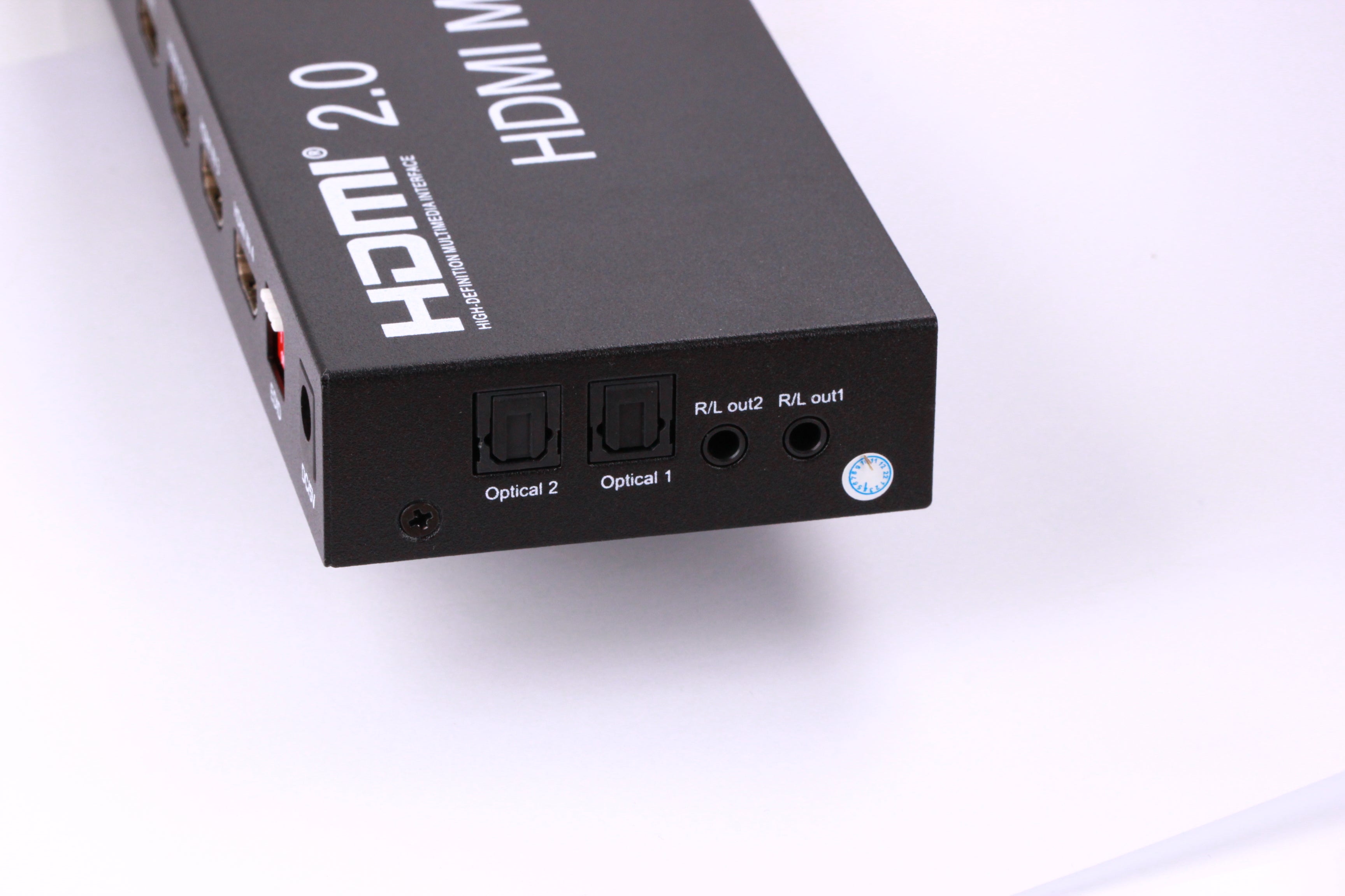 AU HDMI 2.0 Matrix 4x2 Switch,4 in 2 Out Video Switcher Splitter with remote control support 3D